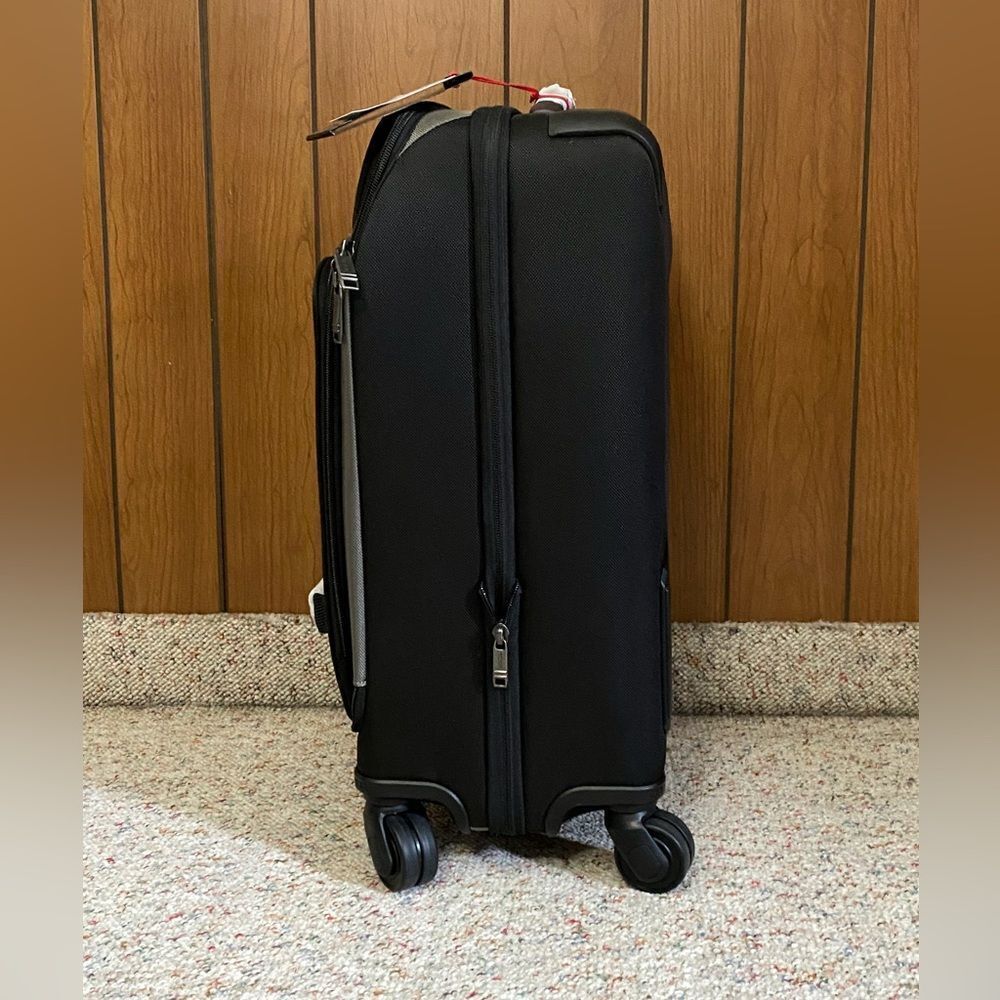 TUMI Merge International Front Lid Four-Wheel Carry-On - Picture 4 of 14